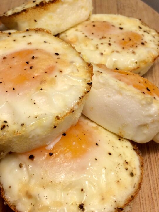 How to Bake Eggs in a Muffin Tin - Southern Bytes