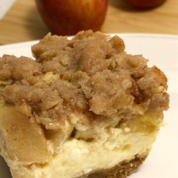apple pie bar with apple in background